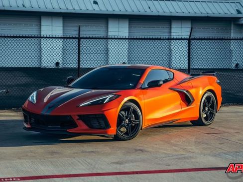 Used 2020 Chevrolet Corvette Stingray Premium Cpe w/ 3LT Preferred Equipment Group image 37