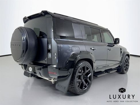 Used 2026 Land Rover Defender 110 X-Dynamic SE AWD/4WD image 6