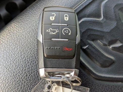 Used 2024 RAM 2500 Laramie w/ Night Edition image 24