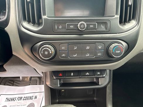 Used 2018 Chevrolet Colorado W/T w/ WT Convenience Package AWD/4WD image 18