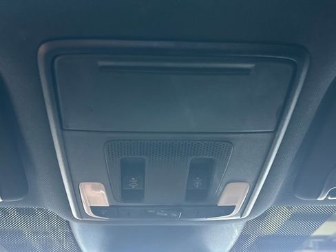 Used 2025 Honda Pilot TrailSport image 43