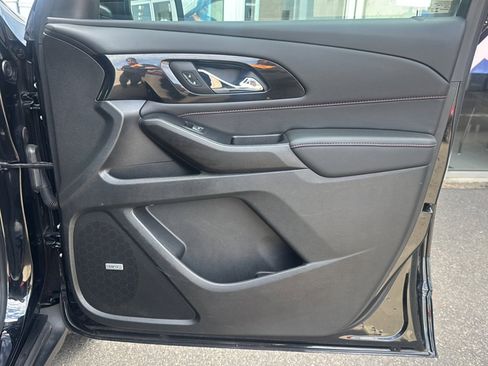 Used 2023 Chevrolet Traverse RS w/ LPO, Floor Liner Package AWD/4WD image 19