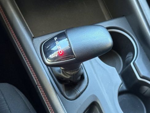 Used 2025 Dodge Durango GT AWD/4WD image 33