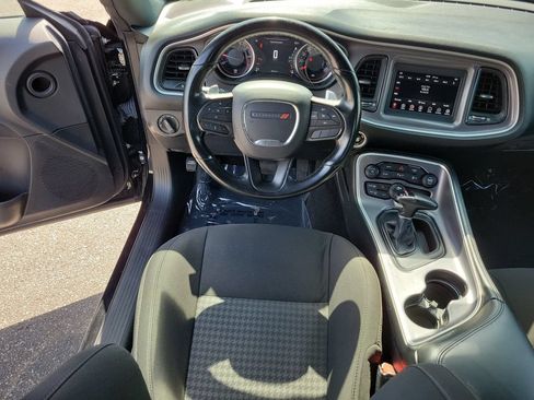 Used 2022 Dodge Challenger GT RWD image 10