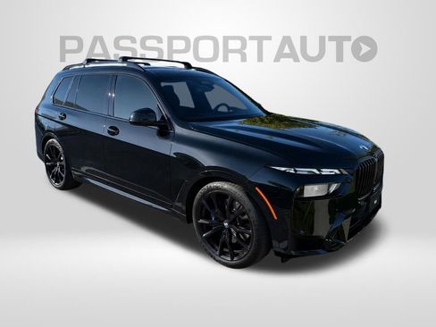 Used 2024 BMW X7 xDrive40i w/ Executive Package AWD/4WD image 3