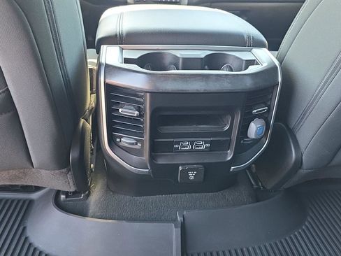 Used 2021 RAM 1500 Big Horn AWD/4WD image 21