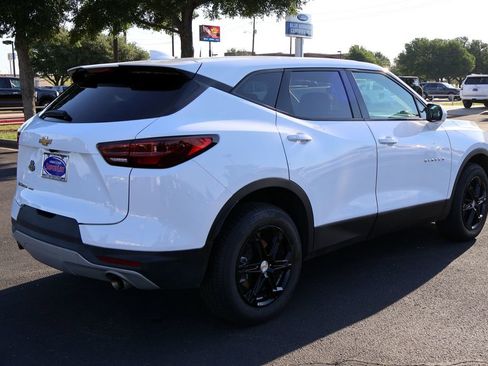 Used 2025 Chevrolet Blazer LT AWD/4WD image 13