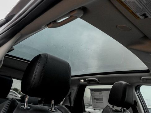 New 2025 Land Rover Discovery Sport S image 22