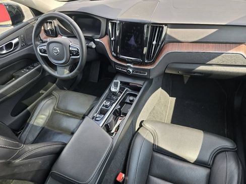 Used 2023 Volvo XC60 T8 Ultimate AWD/4WD image 23