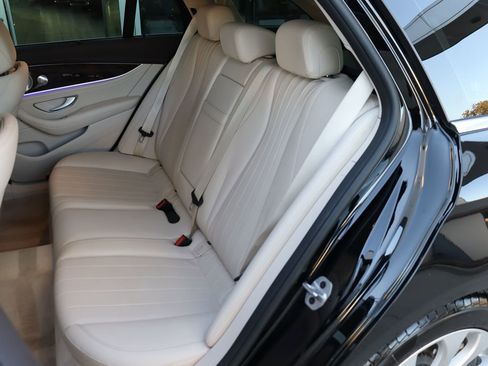 Used 2020 Mercedes-Benz E 450 4MATIC Wagon image 49