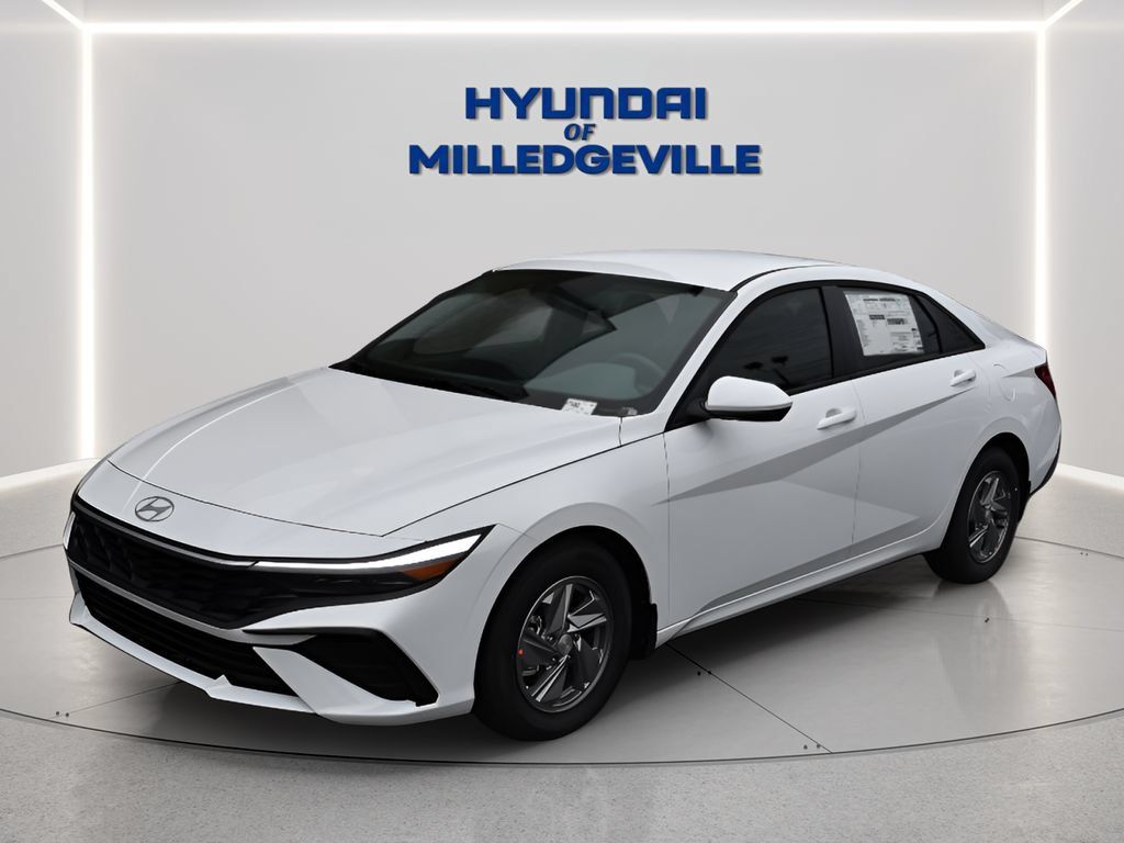 New 2026 Hyundai Elantra SE FWD image 1
