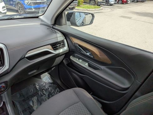 Used 2021 GMC Terrain SLE w/ Driver Convenience Package AWD/4WD image 18