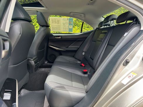 Used 2018 Lexus IS 300 w/ Accessory Package RWD image 17