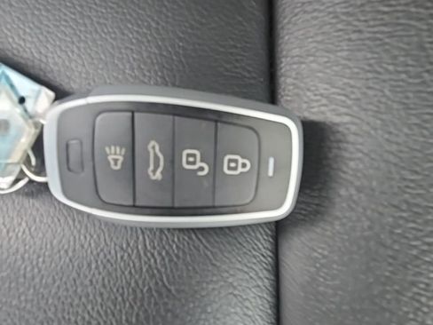 Used 2019 Honda Pilot Touring image 37