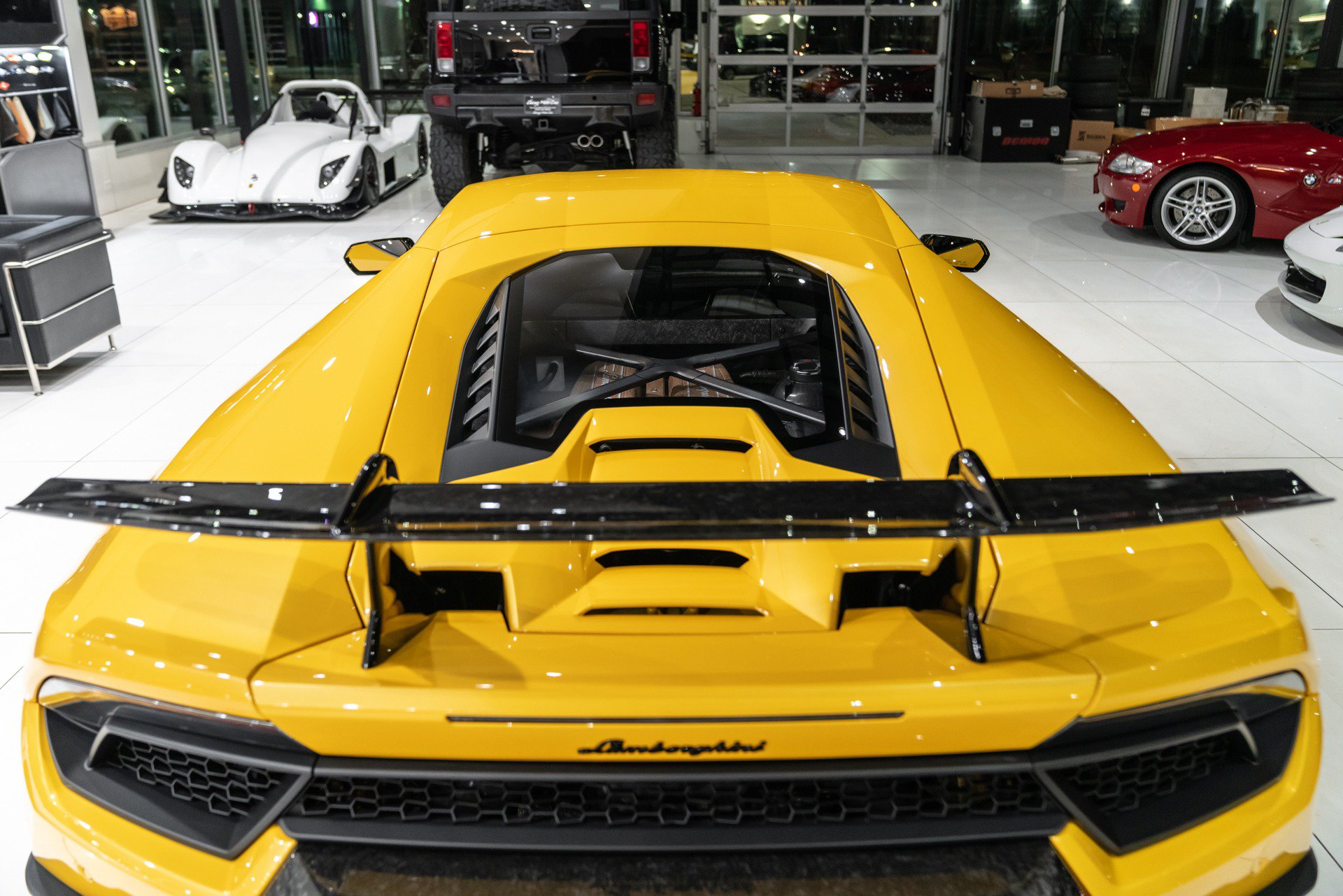 Used 2018 Lamborghini Huracan Performante AWD/4WD image 41