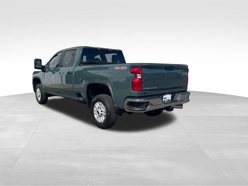 New 2026 Chevrolet Silverado 2500 LT w/ Convenience Package AWD/4WD image 3