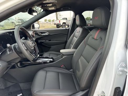 New 2026 Chevrolet Trax RS FWD image 25