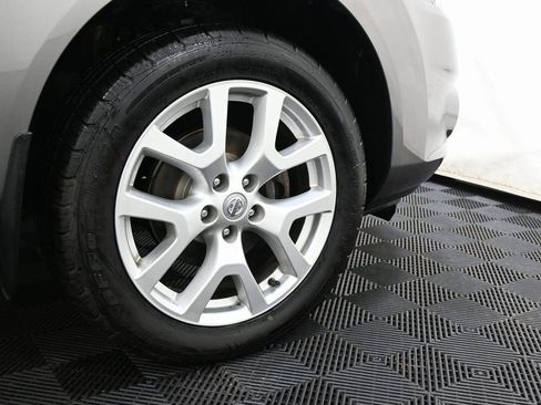 Used 2011 Nissan Rogue SV w/ SL Pkg image 31