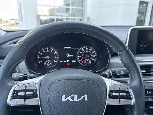 Used 2022 Kia Telluride SX w/ SX Prestige Package AWD/4WD image 20