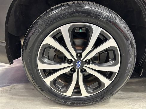 Used 2019 Subaru Forester Limited image 21