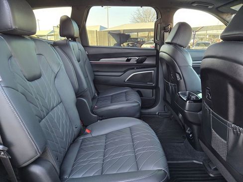 Used 2025 Kia Telluride SX Prestige X-Line image 30