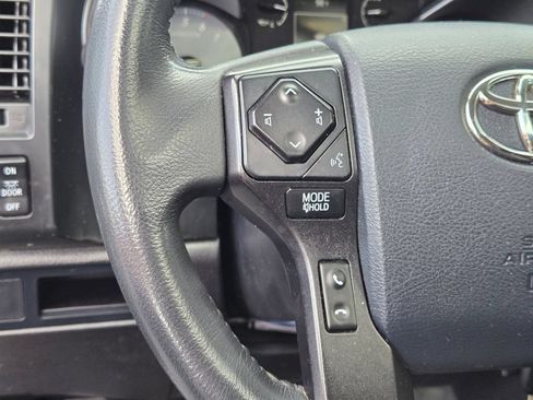 Used 2018 Toyota Sequoia TRD Sport AWD/4WD image 24