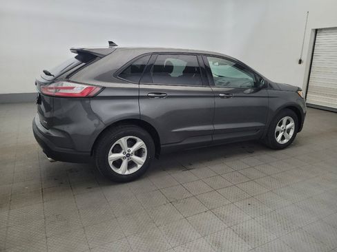 Used 2019 Ford Edge SE image 10