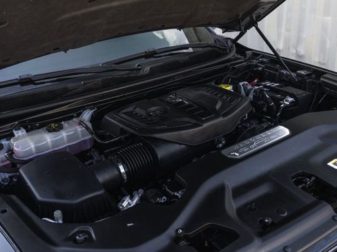 Used 2024 Jeep Wagoneer Series II image 37