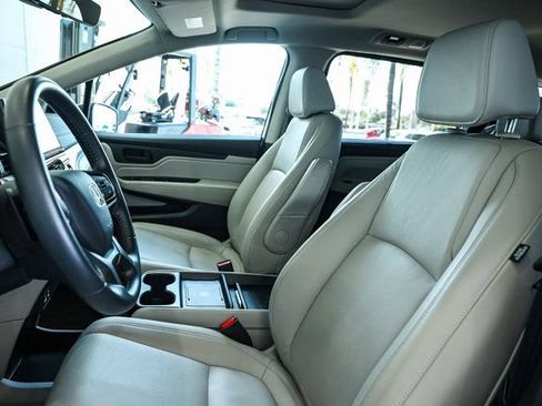 Used 2025 Honda Odyssey EX-L image 22
