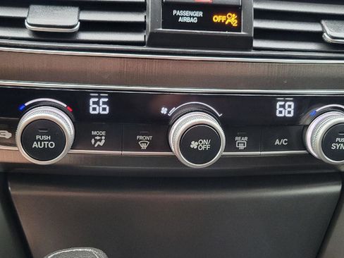 Used 2018 Honda Accord LX image 20