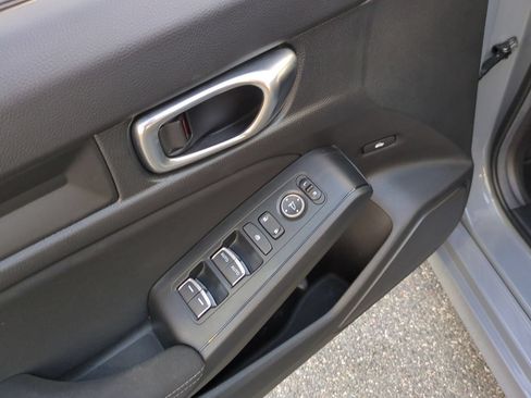 Used 2025 Honda Civic Sport image 21