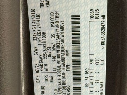 New 2025 Ford Escape SE image 41