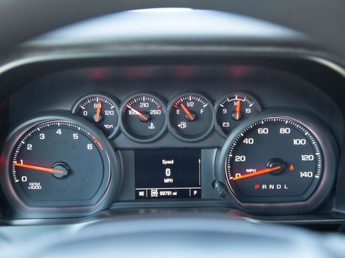 Used 2021 Chevrolet Silverado 1500 Custom Trail Boss image 13