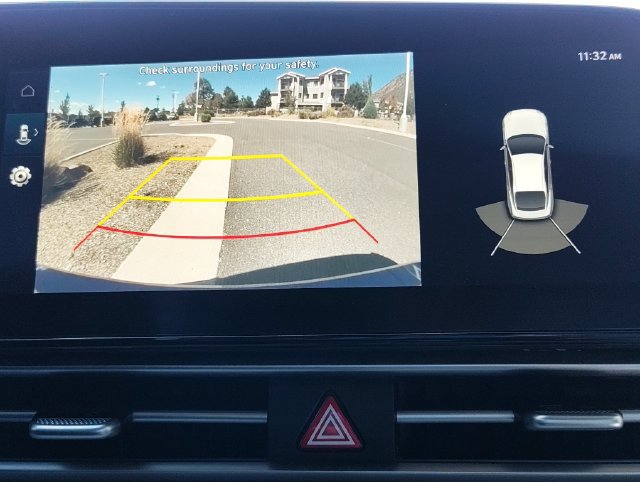 Used 2023 Hyundai Elantra Limited w/ Preferred Accessory Package FWD image 30