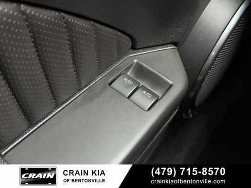 Used 2012 Ford Mustang Shelby GT500 w/ SVT Performance Pkg image 10