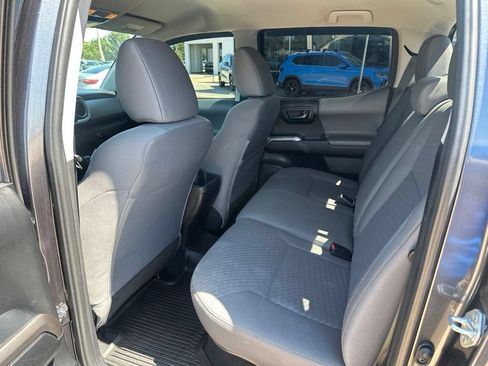 Used 2022 Toyota Tacoma SR5 w/ Technology Package RWD image 14