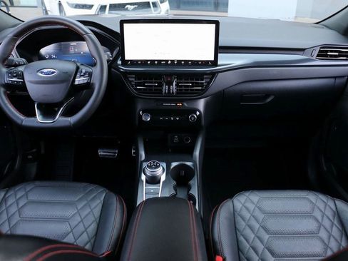 Used 2024 Ford Escape ST-Line Elite w/ Premium Technology Package image 28