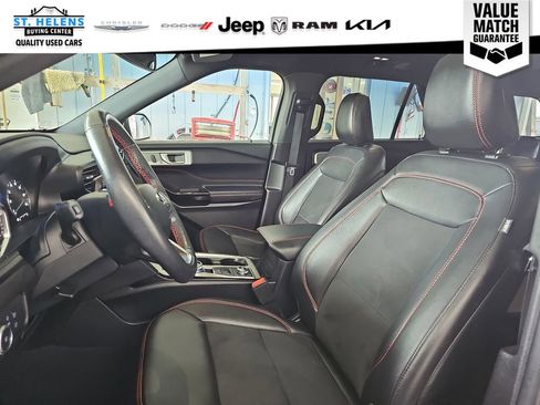 Used 2022 Ford Explorer ST-Line w/ Class IV Trailer Tow Package AWD/4WD image 12