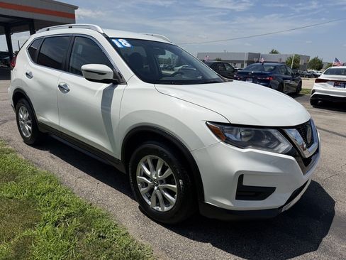 Used 2018 Nissan Rogue SV FWD image 7