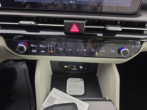 New 2026 Kia Sportage EX w/ EX Panorama Roof Package image 27