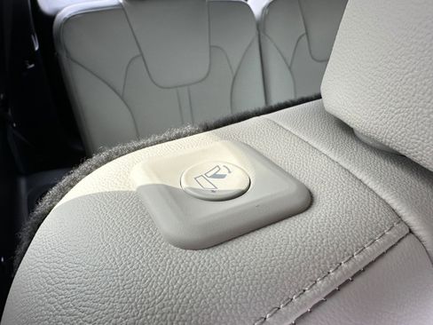 New 2026 Kia Sorento SX Prestige AWD/4WD image 20