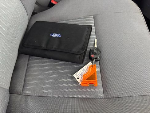 Used 2019 Ford Transit 250 Base image 35