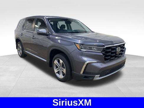Used 2025 Honda Pilot EX-L image 5