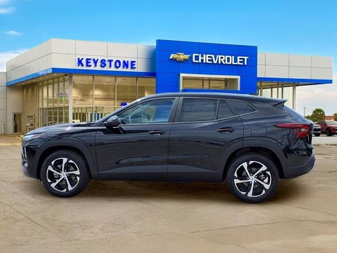 New 2026 Chevrolet Trax RS w/ Sunroof Package image 4