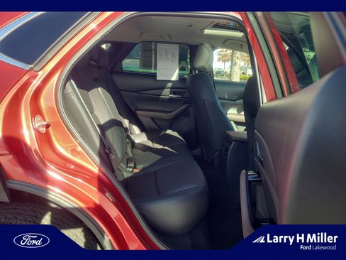 Used 2024 MAZDA CX-30 AWD 2.5 S w/ Premium Package image 18