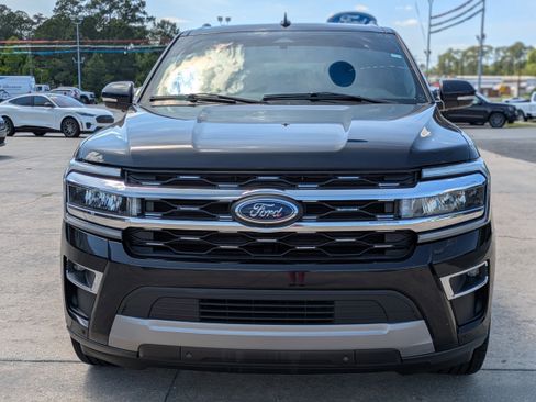 Used 2022 Ford Expedition Max Limited RWD image 3