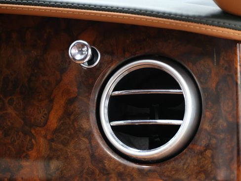 Used 2016 Bentley Flying Spur W12 AWD/4WD image 95