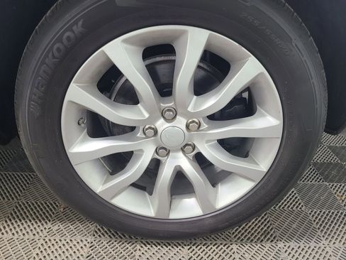 Used 2016 Land Rover Range Rover Sport HSE image 17