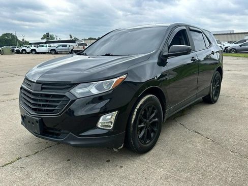 Used 2020 Chevrolet Equinox LS w/ LS Convenience Package FWD image 8