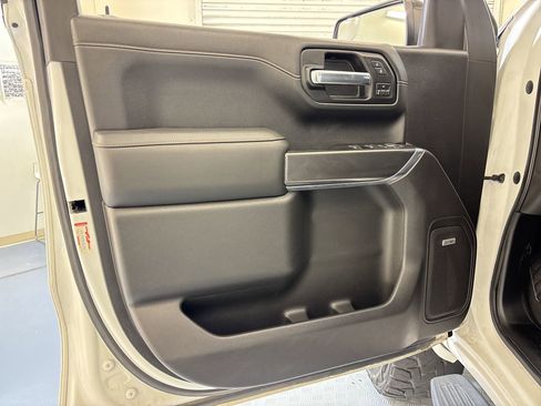 Used 2019 GMC Sierra 1500 AT4 w/ AT4 Preferred Package AWD/4WD image 16